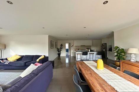 Property photo of 2 Curtain Drive Leopold VIC 3224