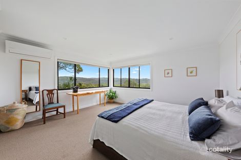 Property photo of 132E Rose Avenue Wheeler Heights NSW 2097