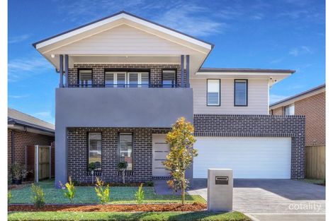 26 Bowen Cct, Gledswood Hills, NSW 2557