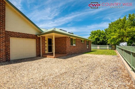 10 Nielsen St, Guyra, NSW 2365