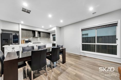 Property photo of 13 Treeline Grange Wollert VIC 3750