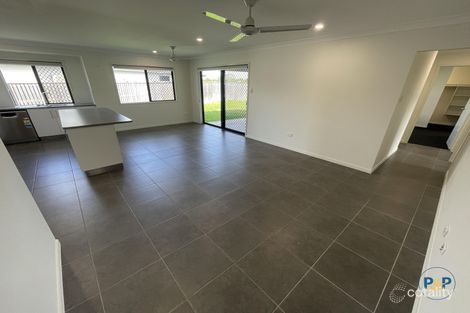 Property photo of 16 Milverton Circuit Oonoonba QLD 4811