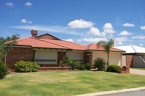 17 Moonlight Ct, Huntingdale, WA 6110