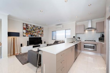 Property photo of 2/6 Bologna Vista Landsdale WA 6065