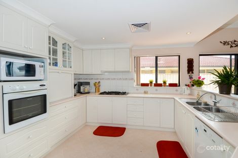 Property photo of 3 Cooper Way Yakamia WA 6330
