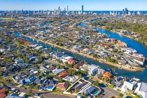 Property photo of 52 Campbell Street Bundall QLD 4217