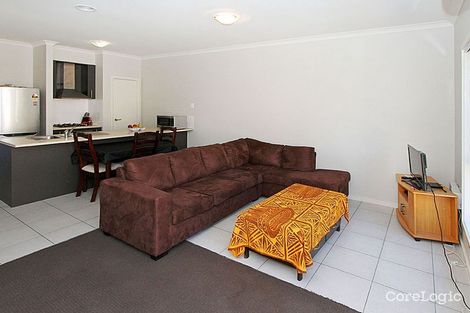 Property photo of 7 Deliza Walk South Morang VIC 3752