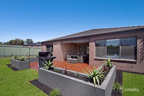 Property photo of 10 Newell Court Campbells Creek VIC 3451