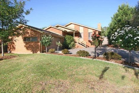 11 Lakeview Dr, Lilydale, VIC 3140