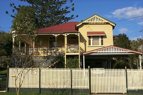 34 Norman Ave, Norman Park, QLD 4170