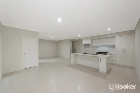 6 Sunrise Ct, Canning Vale, WA 6155