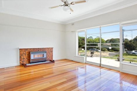 Property photo of 61 Parkstone Avenue Pascoe Vale South VIC 3044