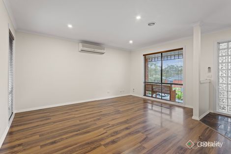 Property photo of 10 Huntly Court Langwarrin VIC 3910