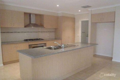 Property photo of 76 Langbourne Drive Narre Warren South VIC 3805