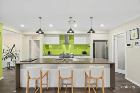 Property photo of 16 Diamond Head Drive Budgewoi NSW 2262