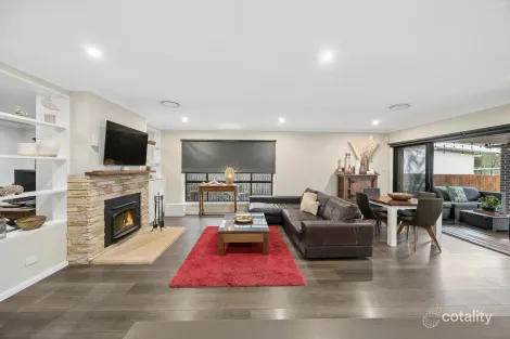 Property photo of 16 Diamond Head Drive Budgewoi NSW 2262