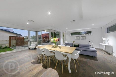 Property photo of 77 Gresham Street East Brisbane QLD 4169