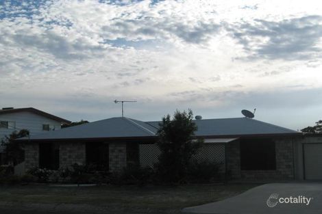 40 Latrobe St, Tannum Sands, QLD 4680