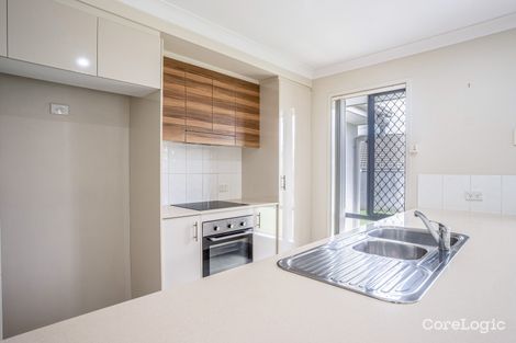 Property photo of 24 Lachlan Lane Hillcrest QLD 4118