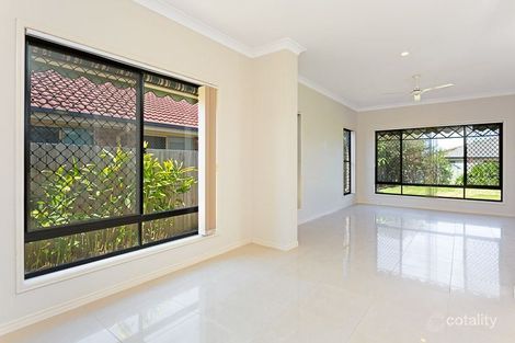 Property photo of 10 Otter Court Rothwell QLD 4022