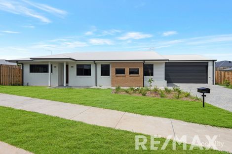 1 Barnyard Dr, Park Ridge, QLD 4125