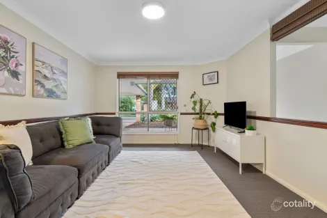 Property photo of 5 Kleber Place Meadowbrook QLD 4131