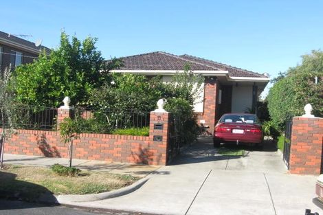 11 Centre Rd, Carnegie, VIC 3163