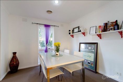 Property photo of 4 Alexander Crescent Frankston VIC 3199