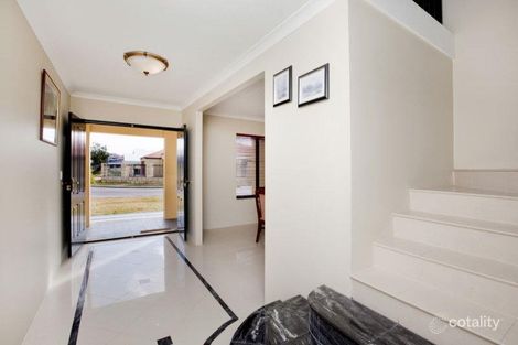 Property photo of 16 Arcadia Crescent Bateman WA 6150