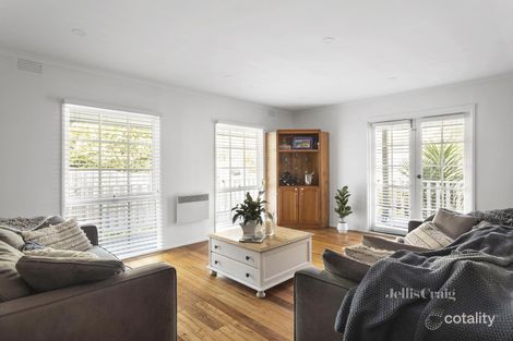 Property photo of 33 Cherry Tree Road Hurstbridge VIC 3099