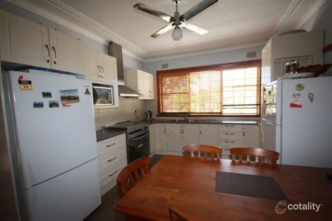 Property photo of 12 Hospital Road Bulli NSW 2516