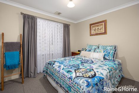Property photo of 3 Lamilla Street Glenfield Park NSW 2650