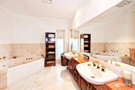 Property photo of 4 Meridian Drive South Morang VIC 3752