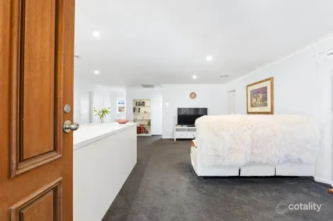 Property photo of 4/11 Eric Fenning Drive Surf Beach NSW 2536