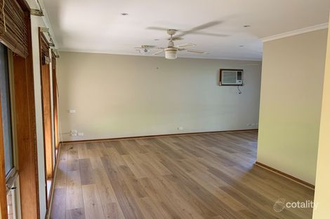 Property photo of 9 Diosma Court Cranbourne North VIC 3977