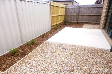 Property photo of 3/3 Amelie Parade Tarneit VIC 3029