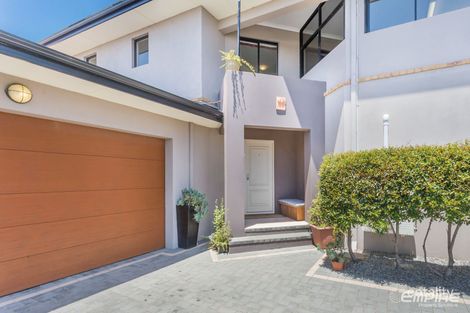 Property photo of 8 Giudice Way Yangebup WA 6164