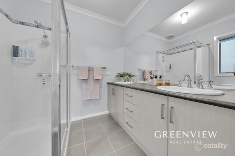 Property photo of 47 Yammerbook Way Cranbourne East VIC 3977