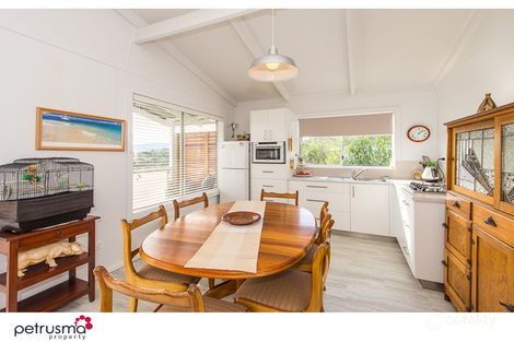 Property photo of 32 Lagoon Road White Beach TAS 7184