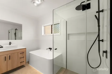 Property photo of 19 Brushbox Street Bahrs Scrub QLD 4207