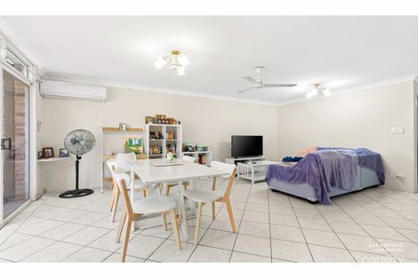 Property photo of 1/121 Park Street Park Avenue QLD 4701