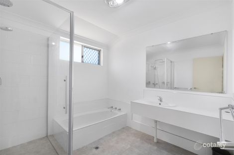 Property photo of 11 Lynda Crescent Cooloongup WA 6168
