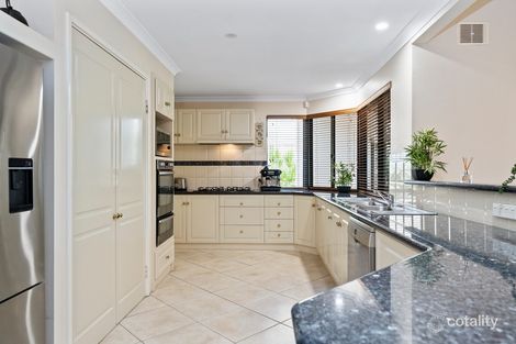 Property photo of 15 Fairborn Retreat Meadow Springs WA 6210