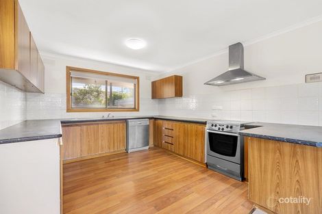 Property photo of 2 Hooper Street Macleod VIC 3085