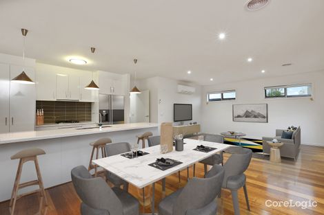 Property photo of 2/29 Waiora Avenue Hamlyn Heights VIC 3215