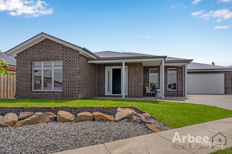 13 Emmett St, Bacchus Marsh, VIC 3340