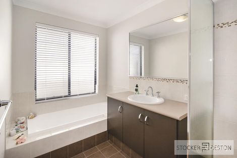 Property photo of 5 Castleroy Terrace Dunsborough WA 6281