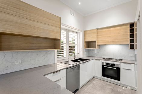 Property photo of 18 Tourello Avenue Hawthorn East VIC 3123