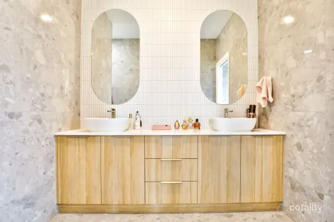 Property photo of 17 Joseph Court Red Cliffs VIC 3496