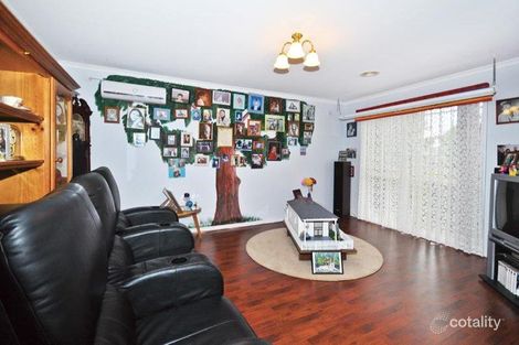 Property photo of 6 Aikshaw Close Hillside VIC 3037